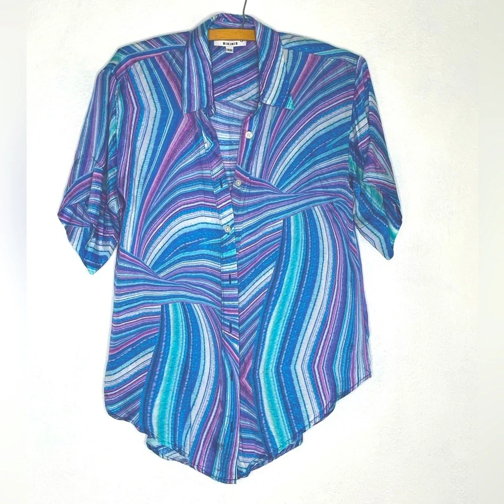 Frankie’s Bikinis Fifi Sustainable blue purple swirl cover up shirt. Size XS